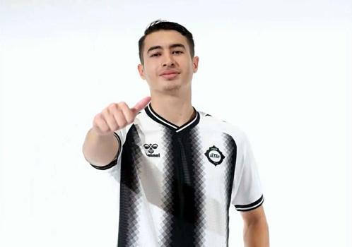 Altay'dan üç imza daha