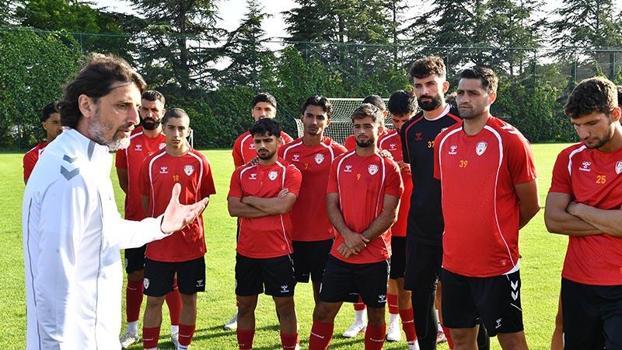 Depremin yaralarını sarmaya çalışan Malatya'da tek profesyonel futbol takımı kaldı
