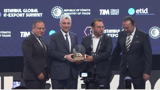 Bakan Bolat: Türkiye'de 2025 yılında e-ticaret hacmi yüzde 52,2 arttı
