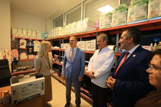 Muğla Eğitim ve Araştırma Hastanesi'nde 'Minik Eller Mağazası' açıldı