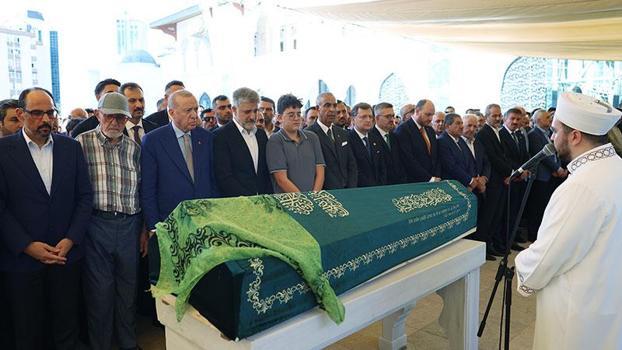Cumhurbaşkanı Erdoğan, AK Parti Milletvekili Önen’in kızının cenazesine katıldı