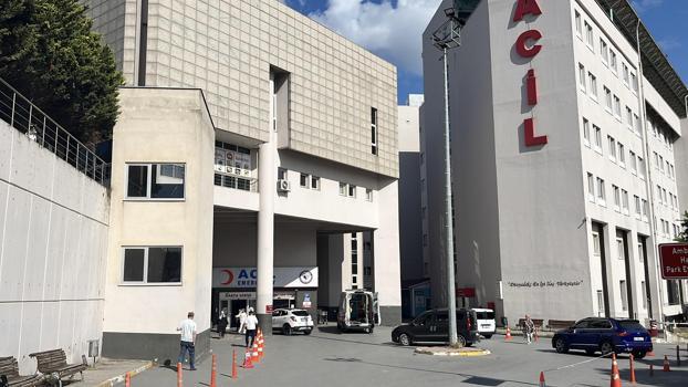 Uzaklaştırma kararı aldıran eşini 11 yerinden bıçaklayarak yaraladı