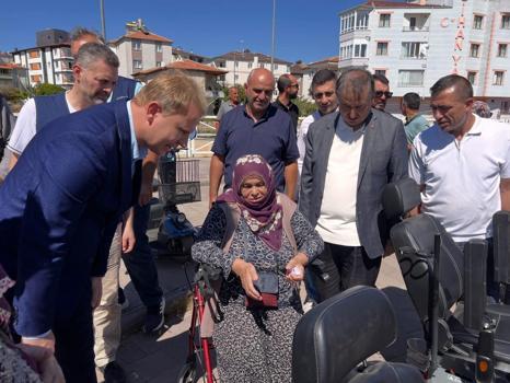 Kayseri’de 15 engelliye, akülü araç dağıtıldı