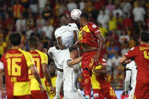 Göztepe ilk galibiyeti hedefliyor