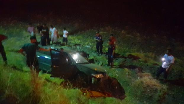 Şarapmole devrilen otomobildeki 1 kişi yaralandı