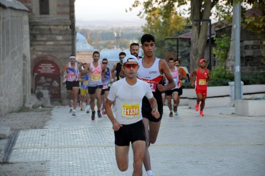 Uluslararası Edirne Maratonu, renkli görüntülere ev sahipliği yaptı / Ek fotoğraflar