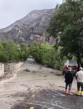 Erzurum'da sel hasara yol açtı