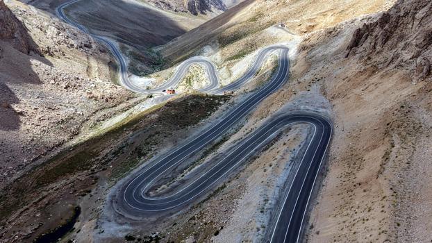 Van-Bahçesaray yoluna yapılacak 13 kilometrelik tünelin etüt ve sondaj çalışmalarına başlandı
