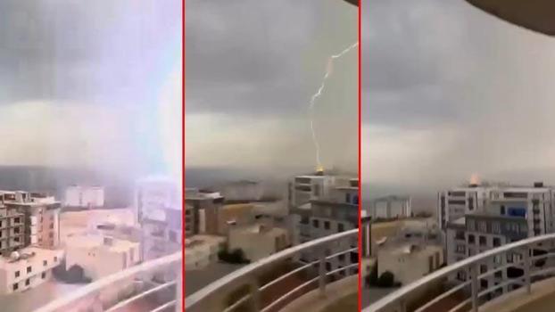 Şırnak’ta 8 katlı binaya yıldırım isabet etti; o anlar kamerada