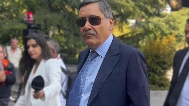 İbrahim Melih Gökçek'in oğlu Ahmet Gökçek ve gelini Hülya Gökçek, şüpheli sıfatıyla ifade vermek için adliyeye geldi