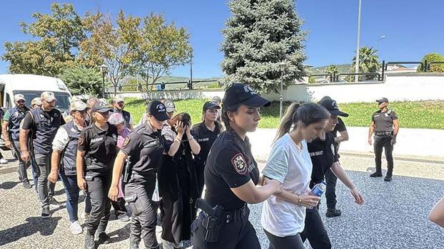 FETÖ'cü Burkay Karatepe ile bağlantılı 10 şüpheli adliyede