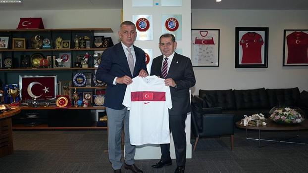 Dursun Özbek'ten, TFF Başkanı Hacıosmanoğlu'na ziyaret