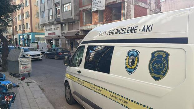 Evde kardeşleri tarafından ölü bulundu