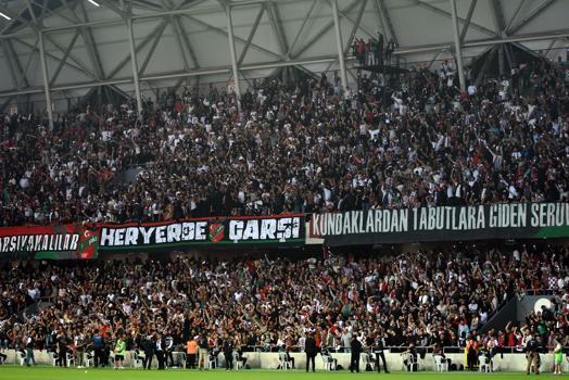 Karşıyaka'nın gözü derbide