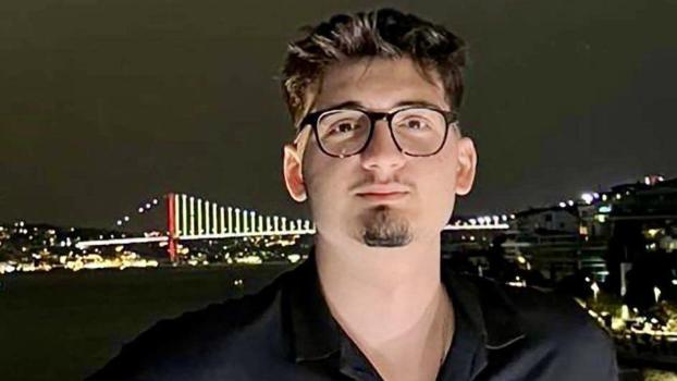 Yolcu otobüsüyle çarpışan hafif ticari araçtaki Burak, kurtarılamadı
