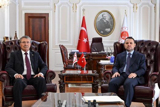 Bakanlar Gürlek ve Güler, KKTC Başbakanı Üstel ile bir araya geldi