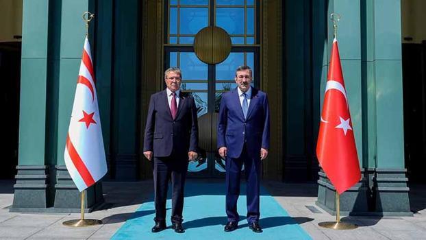 Cumhurbaşkanı Yardımcısı Yılmaz, KKTC Başkanı Üstel ile görüştü