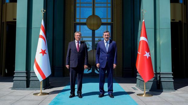 Cumhurbaşkanı Yardımcısı Yılmaz, KKTC Başkanı Üstel ile görüştü
