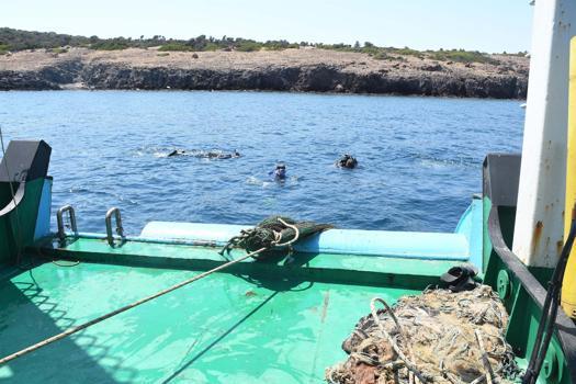Edremit Körfezi'nde hayalet ağ temizliği için 35 bin metrekare deniz alanı tarandı