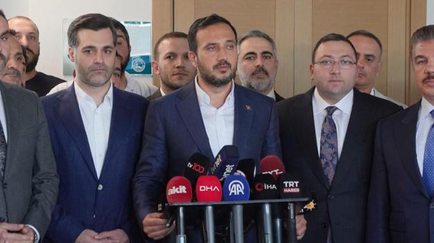 AK Parti İstanbul İl Başkanı Özdemir: Üsküdar halkının beklediği hizmetleri el birliğiyle ulaştıracağız