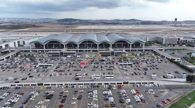 Sabiha Gökçen Havalimanı yaz sezonunda 14 milyondan fazla yolcuya hizmet verdi