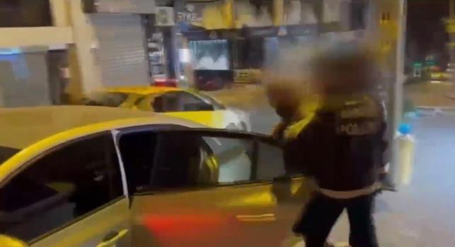 Cezayir'in kırmızı bültenle aradığı uyuşturucu şüphelisi İstanbul'da yakalandı