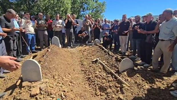Yanan evde ölü bulunan çiftin vücutlarında kurşun izleri tespit edildi; altınlar kayıp (2)