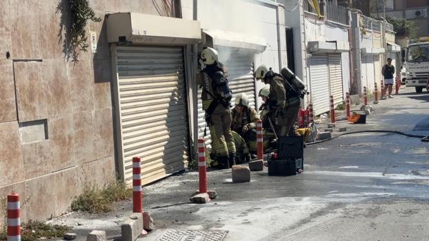 Avcılar'da depo olarak kullanılan garajda yangın