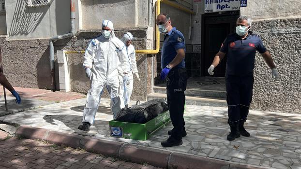 Uzun süredir haber alınamayan kişi, evinde ölü bulundu