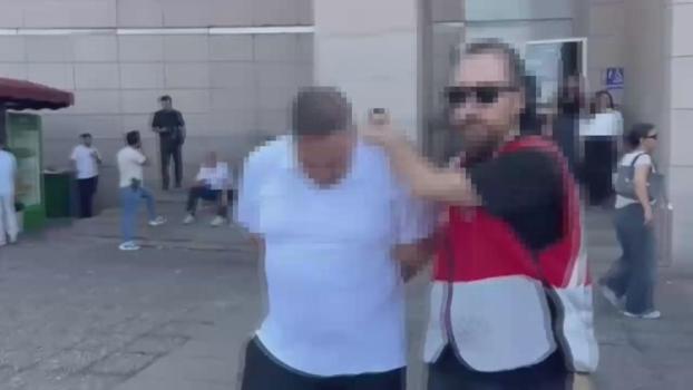 Sarıyer’de oyuncu Melisa Döngel’i trafikte silahla tehdit eden sürücü tutuklandı