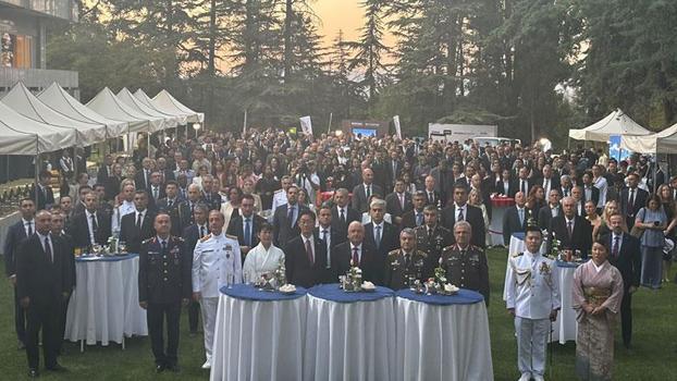 Bakan Güler, Japonya Öz Savunma Kuvvetlerinin kuruluşunun 72’nci yıl dönümü resepsiyonuna katıldı
