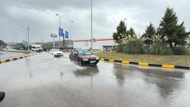 Bartın’da sağanak etkili oldu