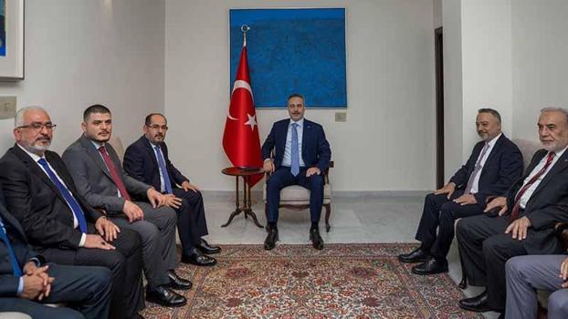 Bakan Fidan, Suriye Türkmen Meclisi Başkanı Mustafa ve beraberindeki heyet ile görüştü