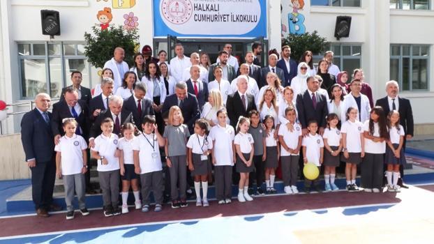Vali Gül, ilk ders zilini çaldı