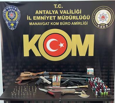 ‘Sokaklar Güvende’ operasyonunda 14 gözaltı
