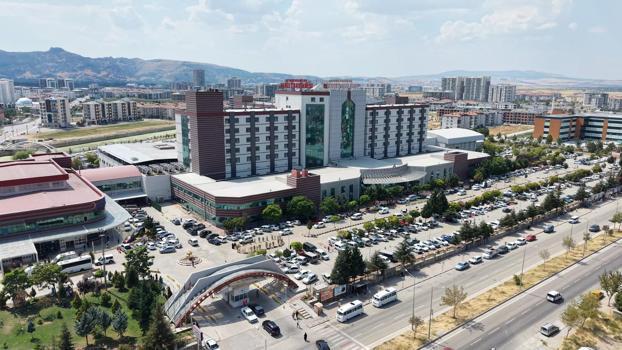 Afyonkarahisar'da 'reçeteli ilaçların yasa dışı yollarla temini' operasyonu; 15 gözaltı