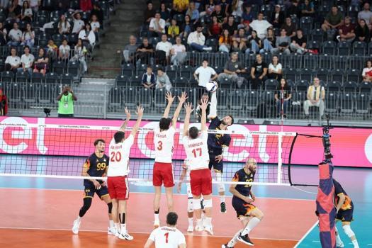 A Milli Erkek Voleybol Takımı, Romanya'ya kaybetti