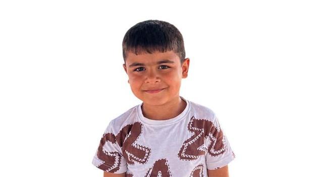 Boğazına oyuncak kaçan Mehmet, 20 günlük yaşam mücadelesini kaybetti