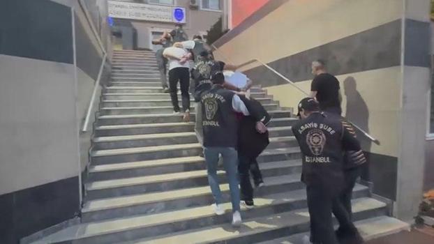 Fatih’te 2 kişinin öldüğü silahlı kavgaya ilişkin 9 şüpheli yakalandı