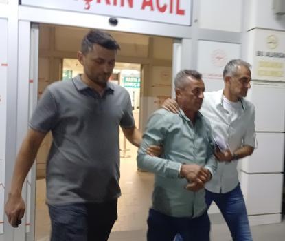 Parkta karşılaştığı husumetlisini bıçakla ağır yaraladı