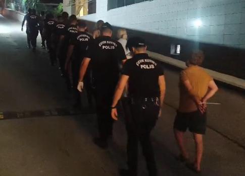 Mersin’de ‘Ailem Güvende’ operasyonunda 28 şüpheli tutuklandı