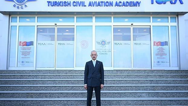 Bakan Uraloğlu: 2030 yılı hedefimiz karbondioksit emisyonunu yüzde 5 oranında azaltmaktır
