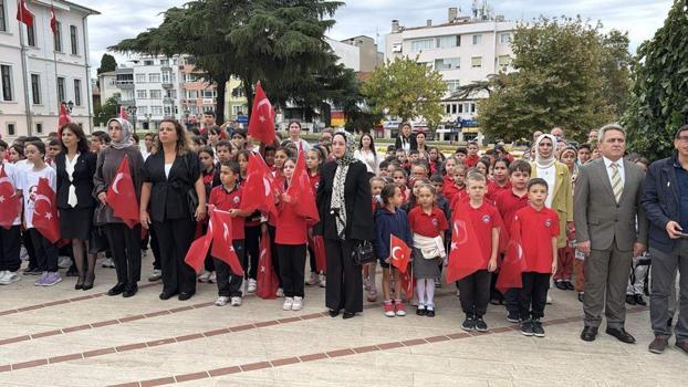 Tekirdağ'da İlköğretim Haftası törenle kutlandı