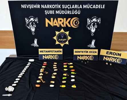 Midesinde uyuşturucu taşıyan İranlı öldü