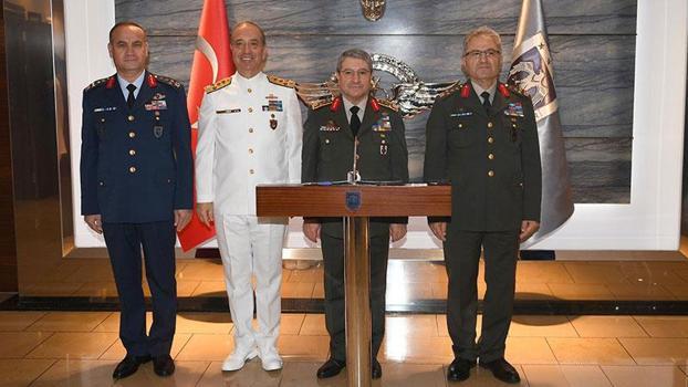 Genelkurmay Başkanı Bayraktaroğlu, Hava Kuvvetleri Komutanı Dalkıran'ı ziyaret etti