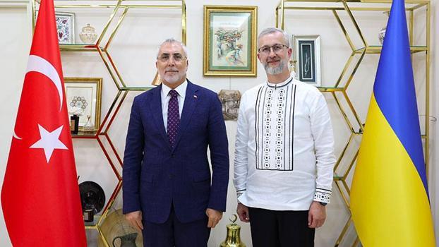 Bakan Işıkhan: Türkiye ve Ukrayna arasındaki dostluk ve dayanışmanın daha da güçleneceğine inanıyoruz