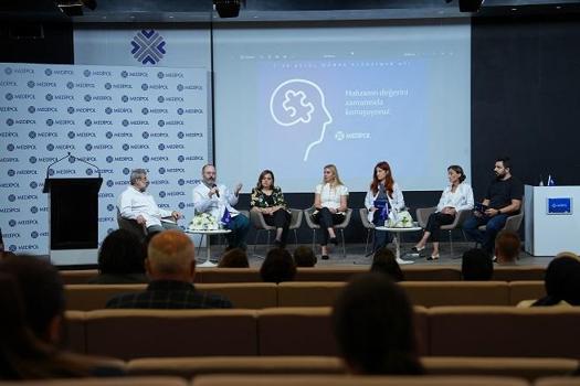Alzheimer’da erken tanı ve yeni nesil tedaviler Medipol’de ele alındı