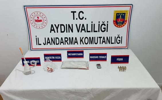 Kuşadası'nda uyuşturucu operasyonu: 3 gözaltı
