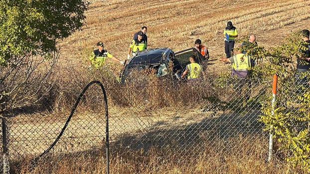 Tekirdağ'da otomobil takla atarak tarlaya devrildi: 1 ölü, 2 yaralı