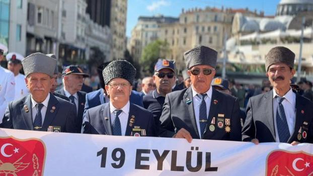 19 Eylül Gaziler Günü'nde Taksim'de tören düzenlendi